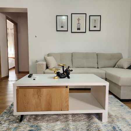 Brana Apartments ساراندا المظهر الخارجي الصورة