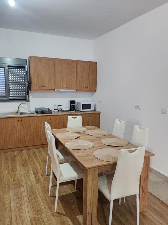Brana Apartments ساراندا المظهر الخارجي الصورة
