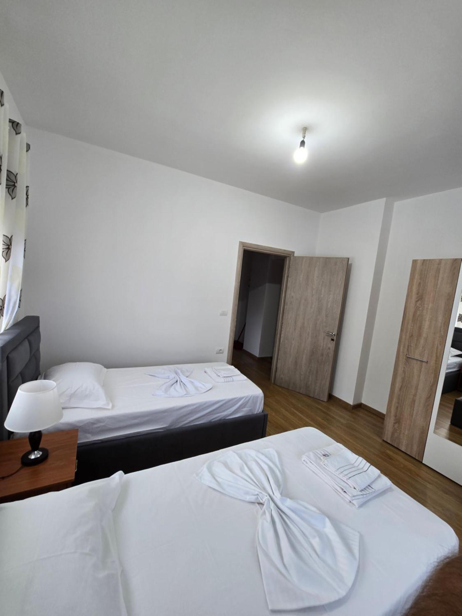 Brana Apartments ساراندا المظهر الخارجي الصورة