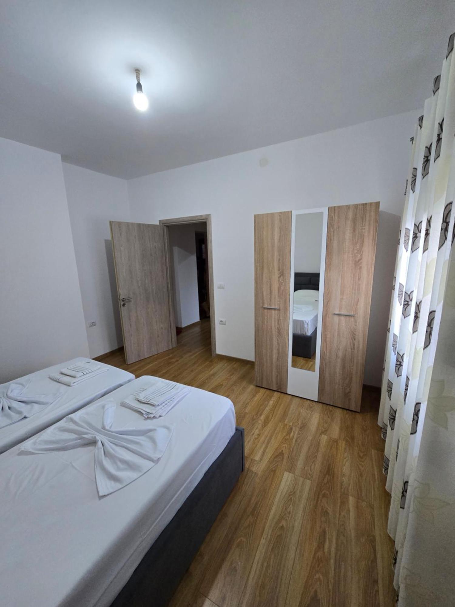 Brana Apartments ساراندا المظهر الخارجي الصورة